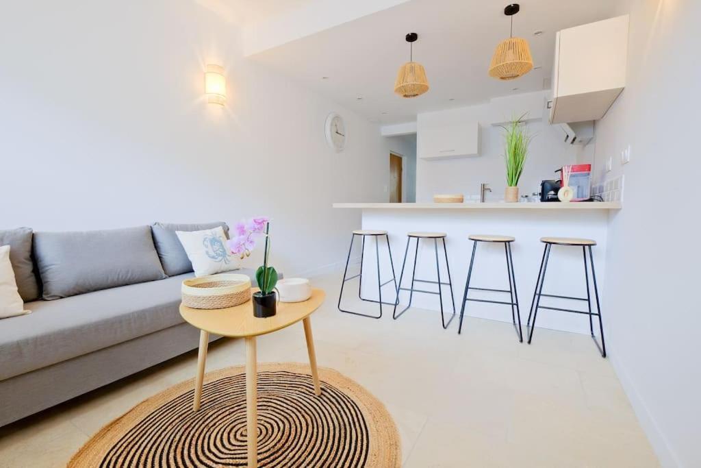 La Confidence Apartman Périgueux Kültér fotó