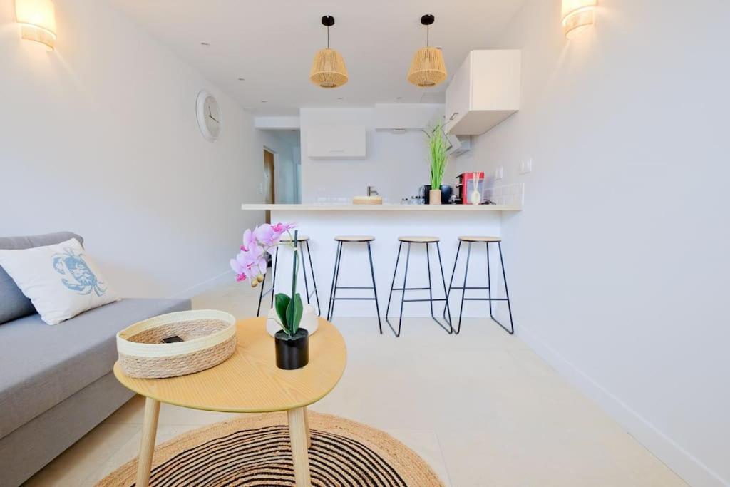 La Confidence Apartman Périgueux Kültér fotó