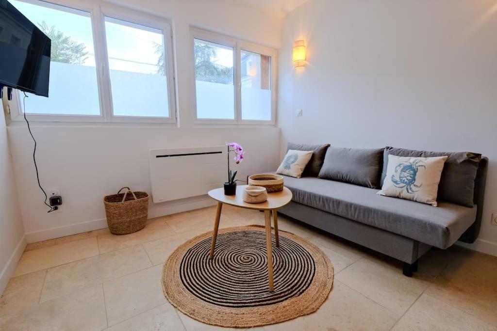 La Confidence Apartman Périgueux Kültér fotó