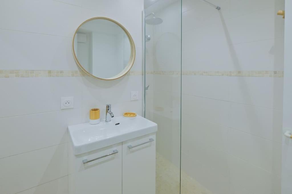 La Confidence Apartman Périgueux Kültér fotó