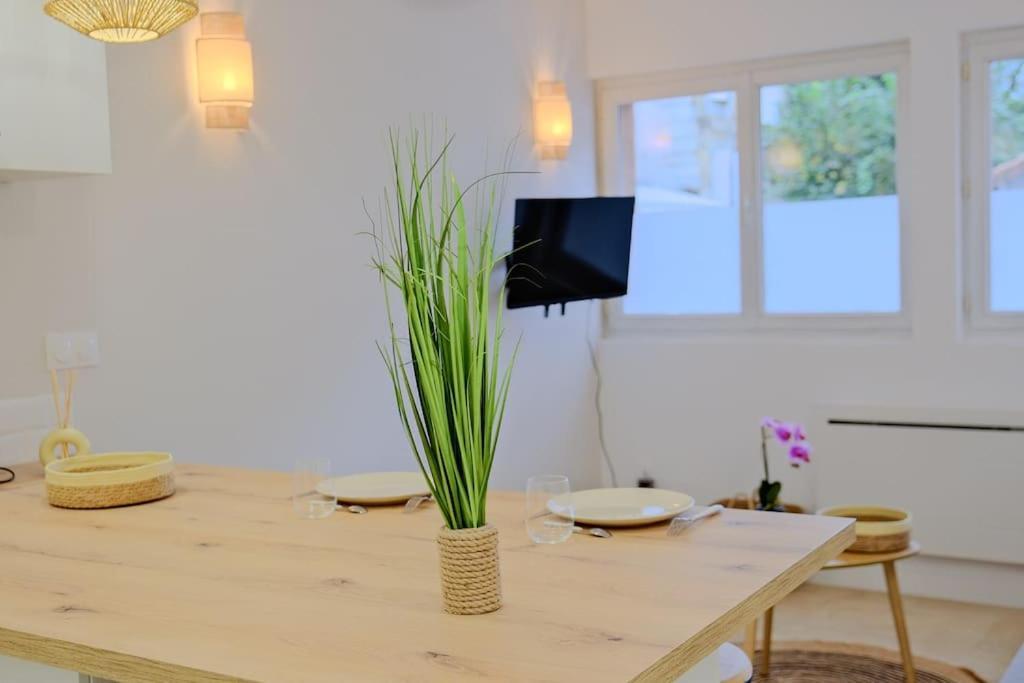 La Confidence Apartman Périgueux Kültér fotó
